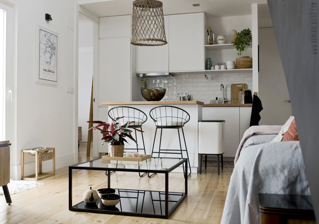 salon con cocina integrada
